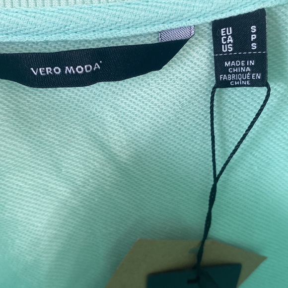 (A6) Vero Moda mint green knot front longsleeve sweatshirt, Size S, NWT - Picture 3 of 7